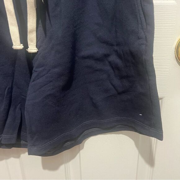 NWT Monrow gym shorts in vintage black size medium with adjustable waist band - Picture 7 of 12